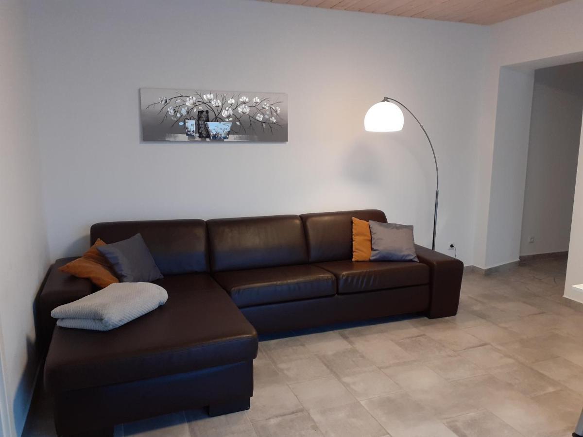 Erdgeschoss-Appartement mit Seeblick Ahrensbok Exterior foto