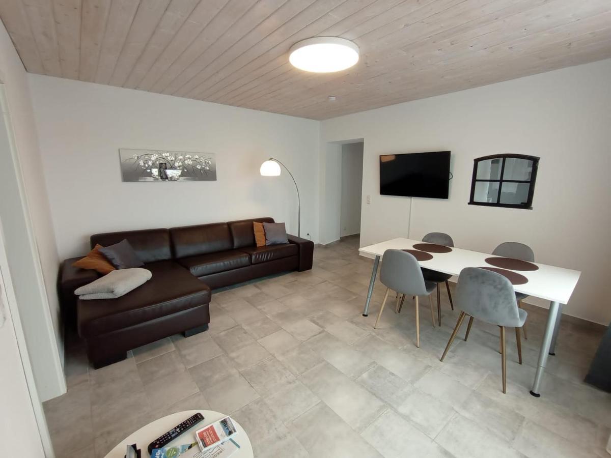 Erdgeschoss-Appartement mit Seeblick Ahrensbok Exterior foto